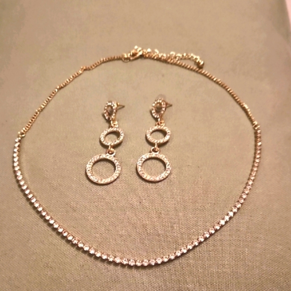 Crystal Gold plated Necklace and Earring Set,